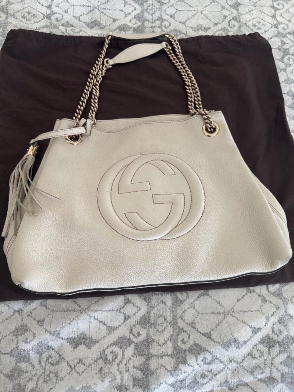 Gucci Soho Leather GG Logo Bag with Gold-Tone Chain Straps
